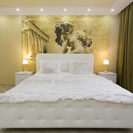 Apartlux Sumi Dış mekan fotoğraf